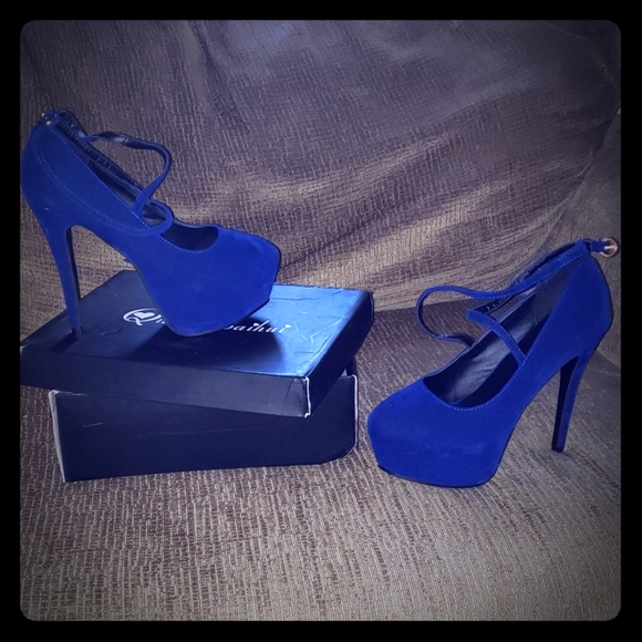 6 Inch Platform Blue Velvet Heels 